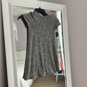 Forever 21 Girls Dress. Size 11/12 with back detail. NWT super cute.